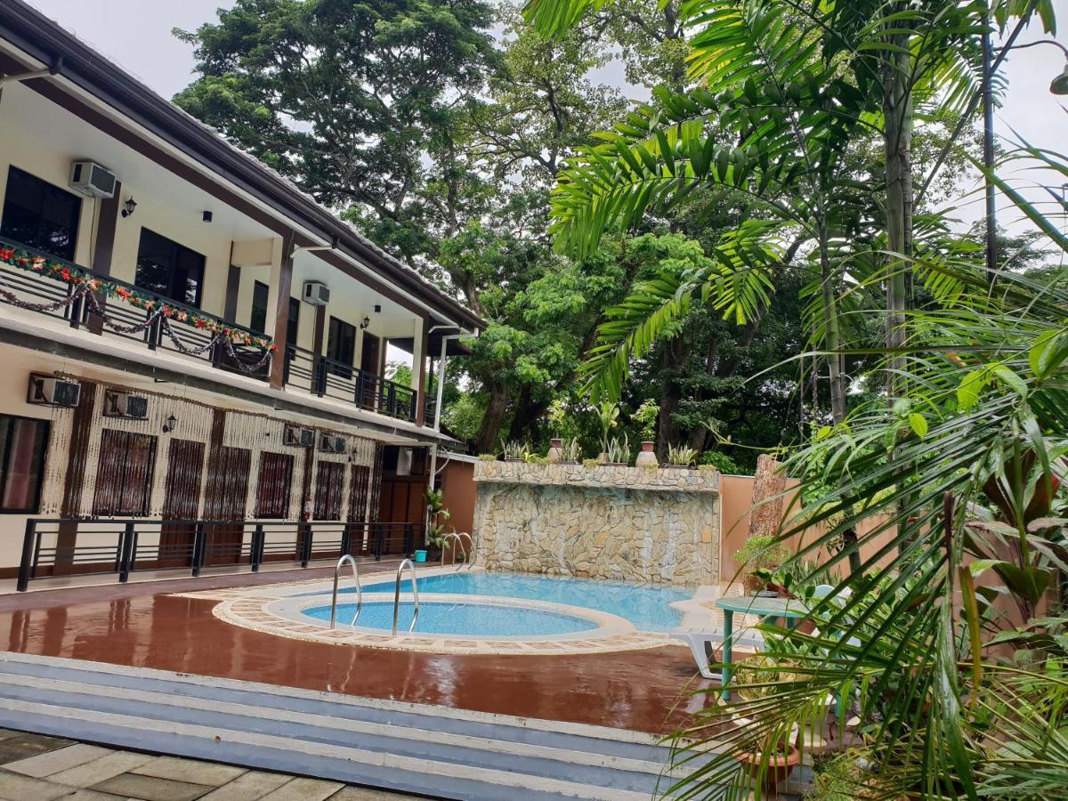 Diakopes Inn Puerto Princesa Esterno foto