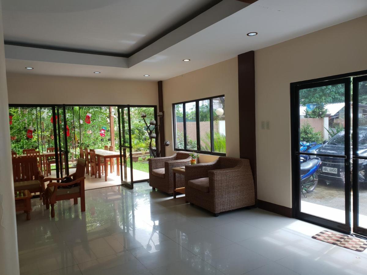 Diakopes Inn Puerto Princesa Esterno foto